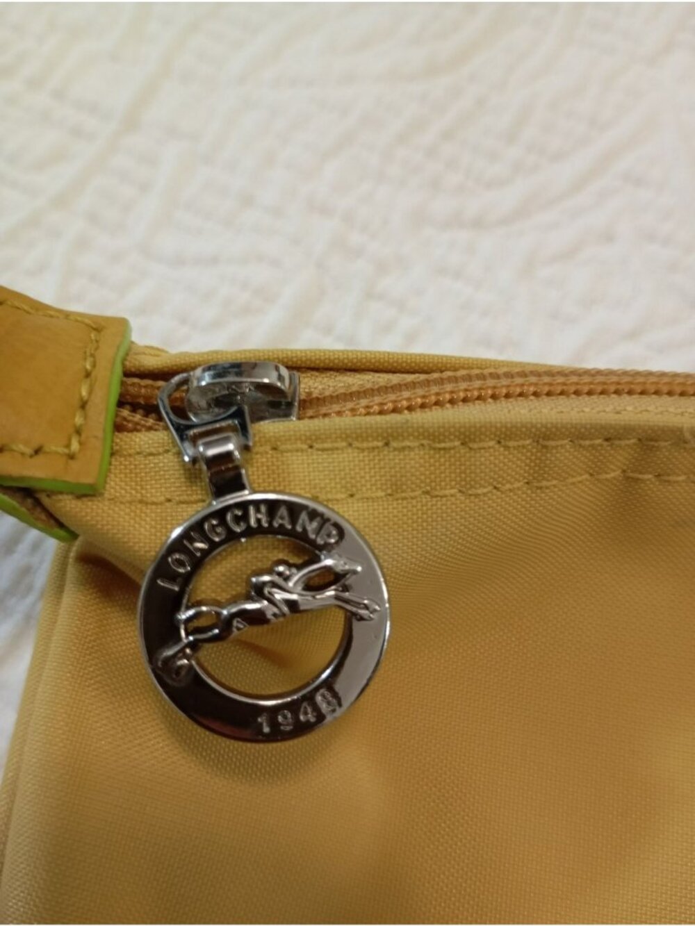 Longchamp Le Pliage Large Yellow Nylon Tote With Leather Handles & Snap Closure - Picture 3 of 14